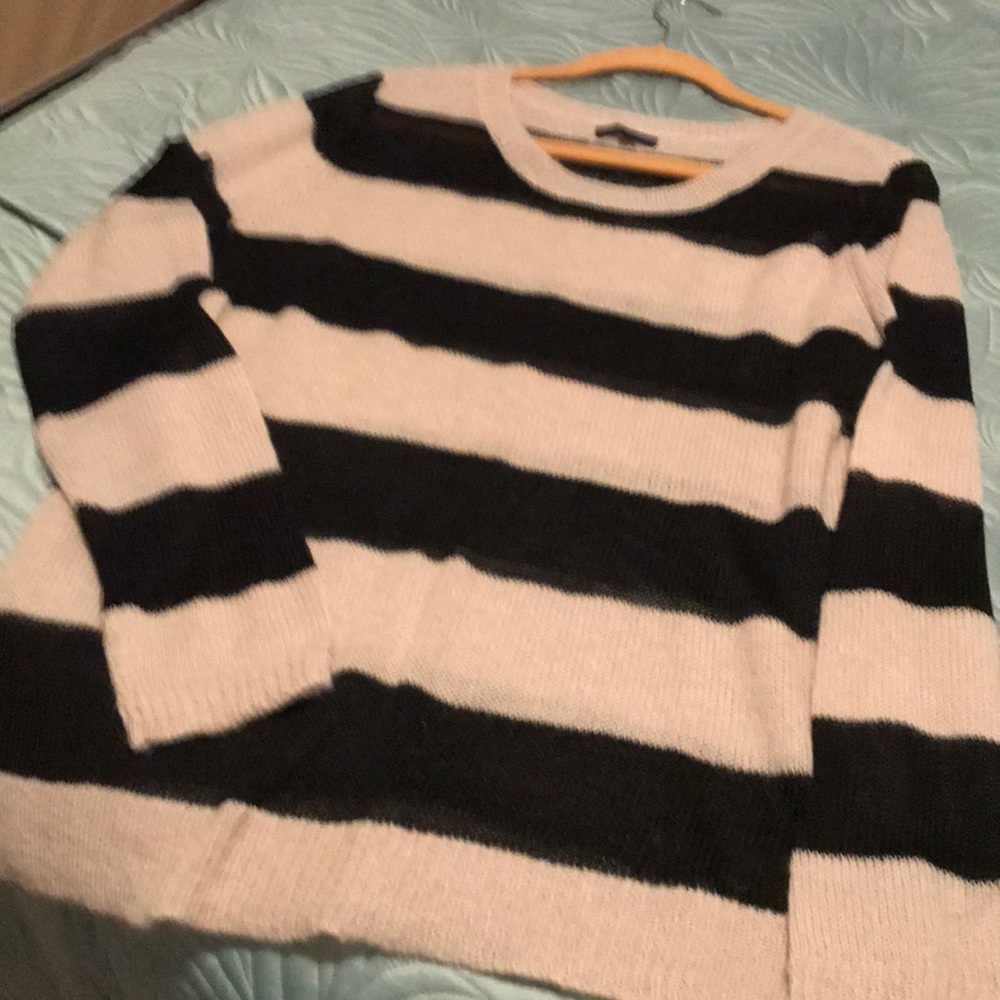 Gap lightweight sweater